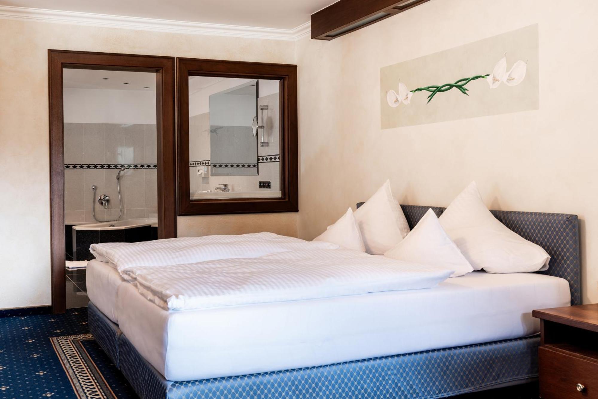 Hotel Maria Theresia Mayrhofen Kültér fotó